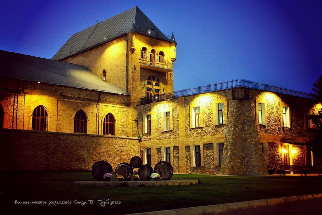 Prince Trubetskoi Winery Hotell Nova Kachovka Exteriör bild